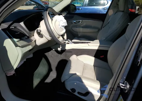 2025 Volvo Xc90 Ultra from USA, damaged, VIN YV4062PFXS1319551